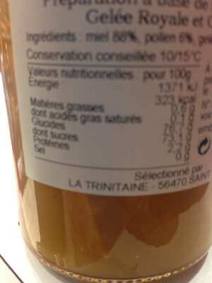 Préparation De Miel Et De Pollen- Gelée Royale- Ginseng