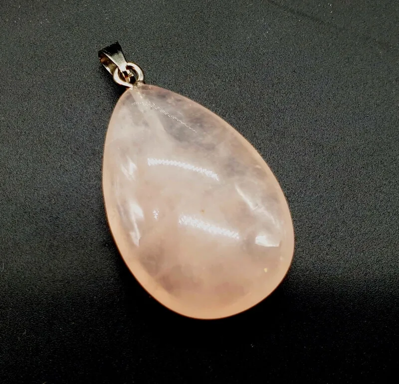 Quartz Rose – Pendentif pierre naturelle – Forme goutte