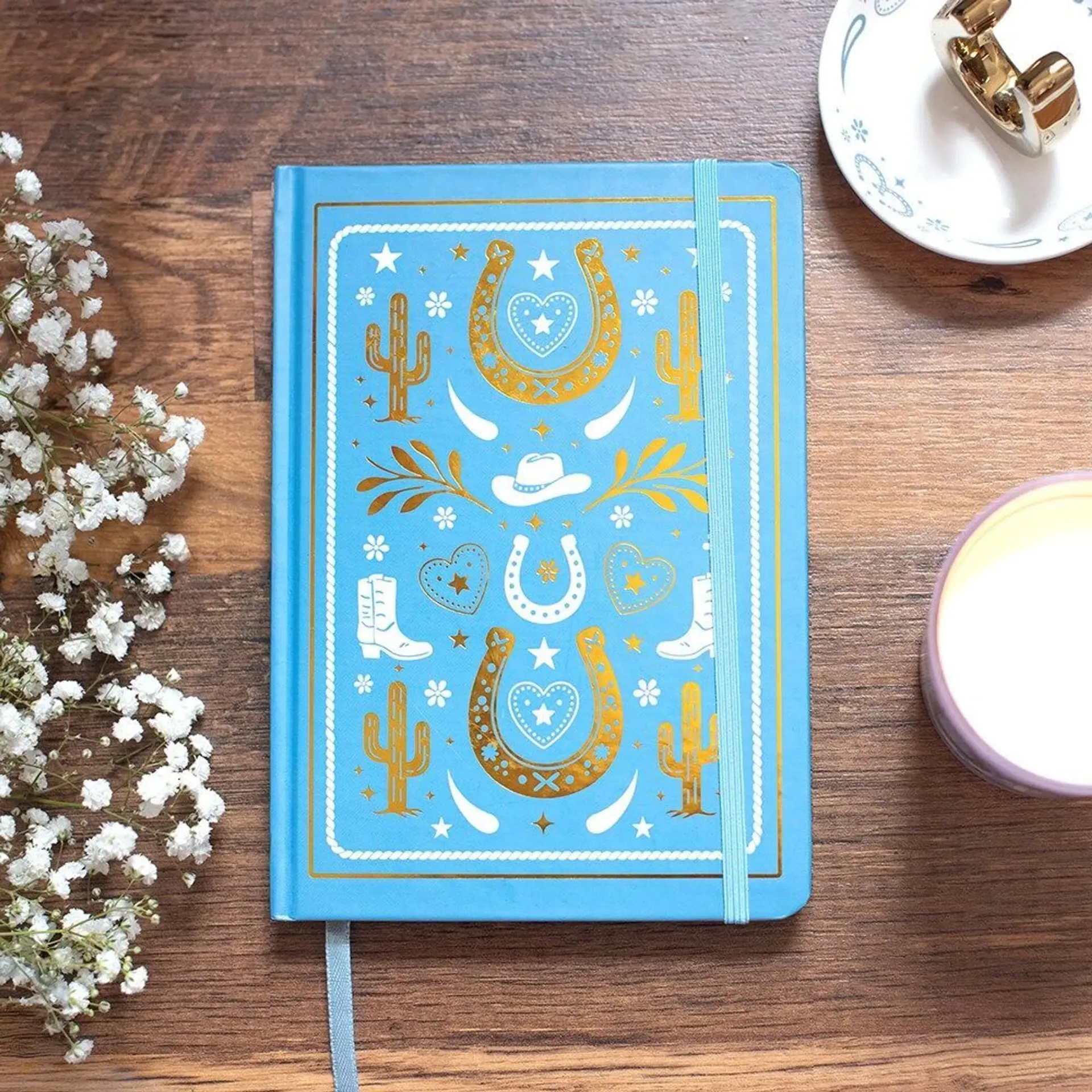Carnet Western Lucky Charms A5 – Bleu Turquoise, Porte-Bonheur et Motifs Dorés
