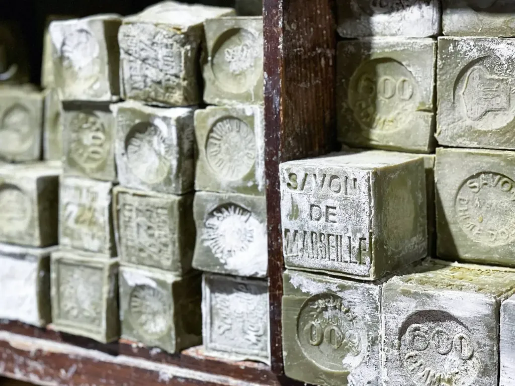 Savon de Marseille Olive – Cube – Environ 600 g (poids frais) / ± 500 g sec